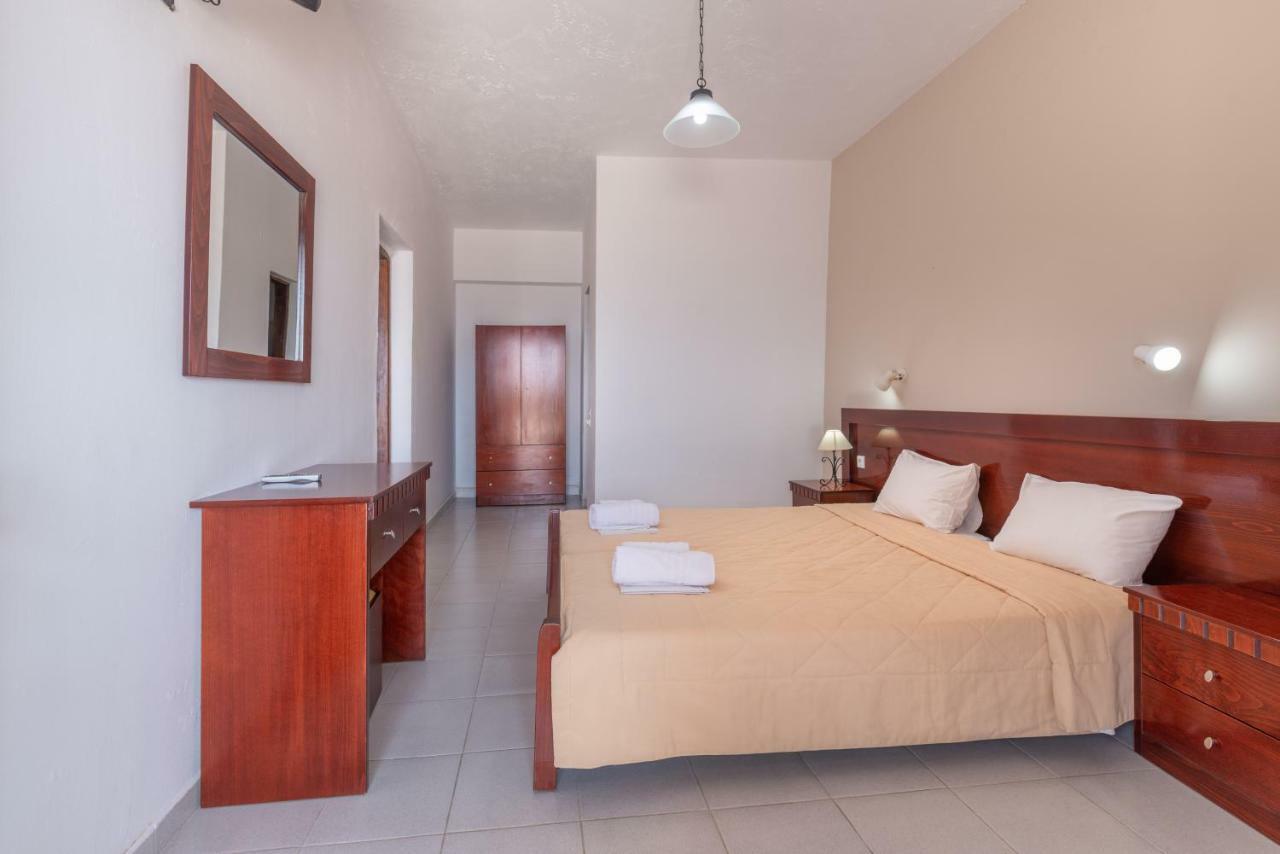 Arilla Beach Hotel Пердика Экстерьер фото